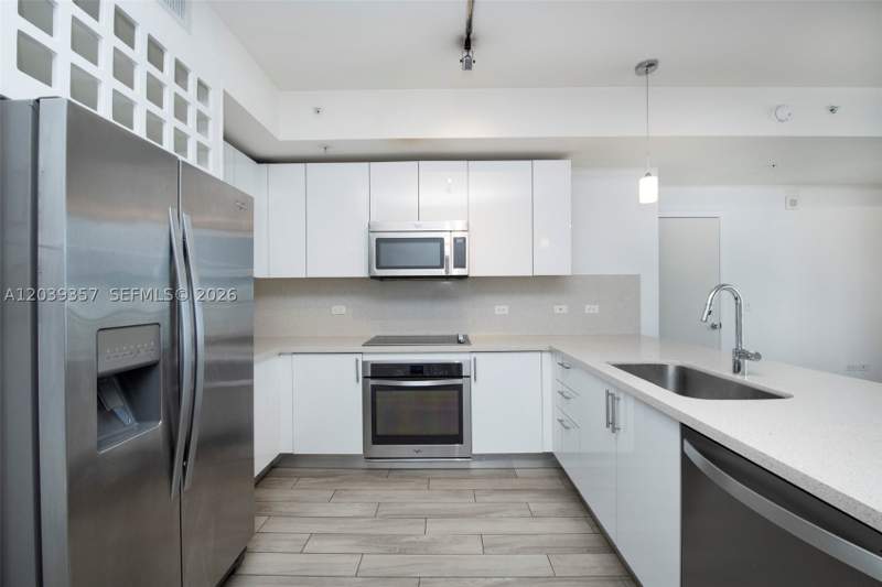 2 bedroom Condominium at 999 SW 1st Ave 2402, Nine Mary Brickell, Miami — photo 3