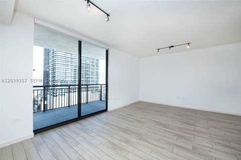 999 SW 1st Ave 2402, Miami FL - photo 9 of 29