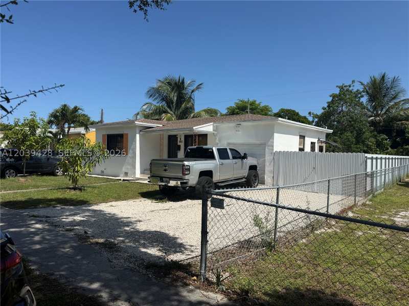 3 bedroom SingleFamilyResidence at 1880 NE 159th St, Fulford Homes, North Miami Beach — photo 1