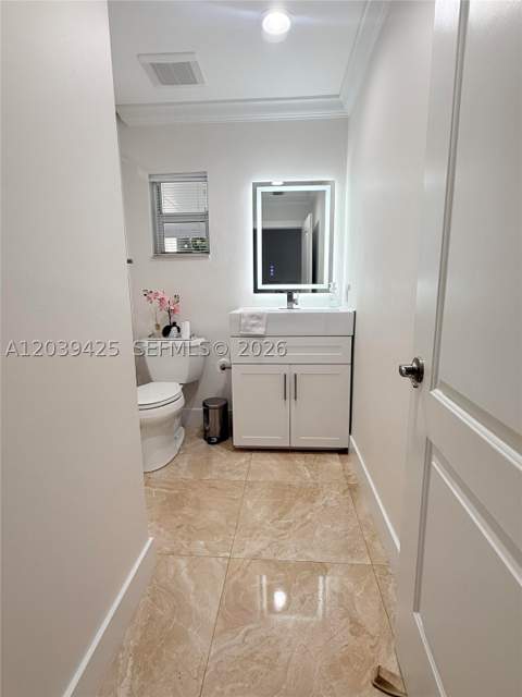 19331 NW 57th Ct, Miami FL - photo 16 of 38