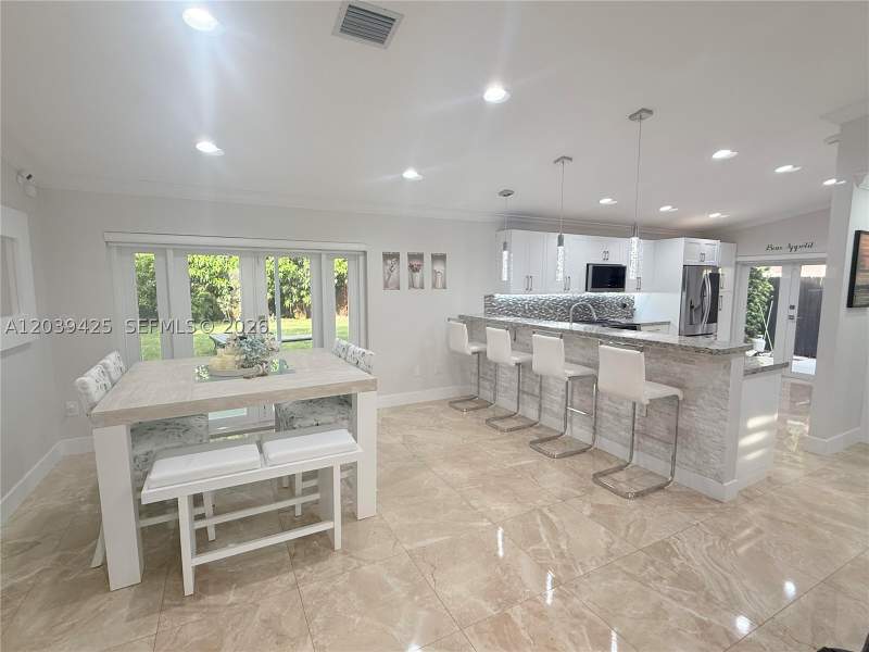 3 bedroom SingleFamilyResidence at 19331 NW 57th Ct, Country Lake Manors Sec 3, Miami — photo 5
