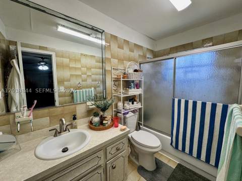 15940 NW 37th Pl, Miami Gardens FL - photo 22 of 27