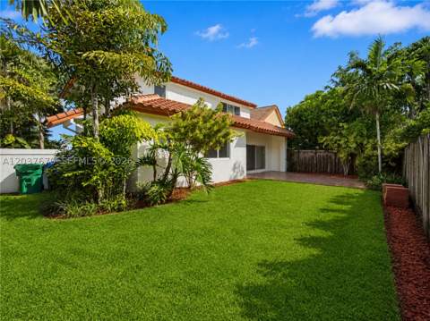 4725 NW 104th Ave, Doral FL - photo 19 of 30