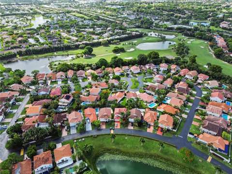 4725 NW 104th Ave, Doral FL - photo 23 of 30