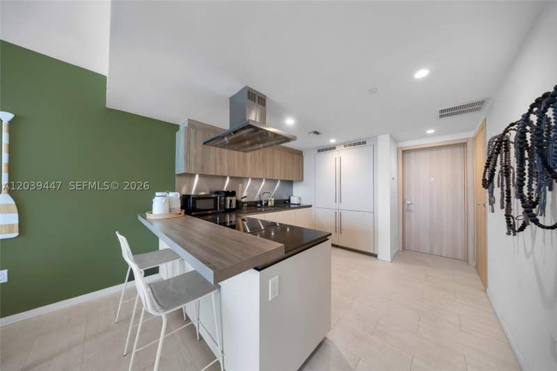 1 bedroom Condominium at 1000 Brickell Plz 4704, Brickell Flatiron, Miami — photo 3