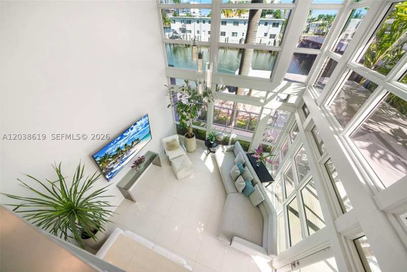3 bedroom Townhouse at 39 N Shore Dr, North Isle Of Normandy, Miami Beach — photo 1