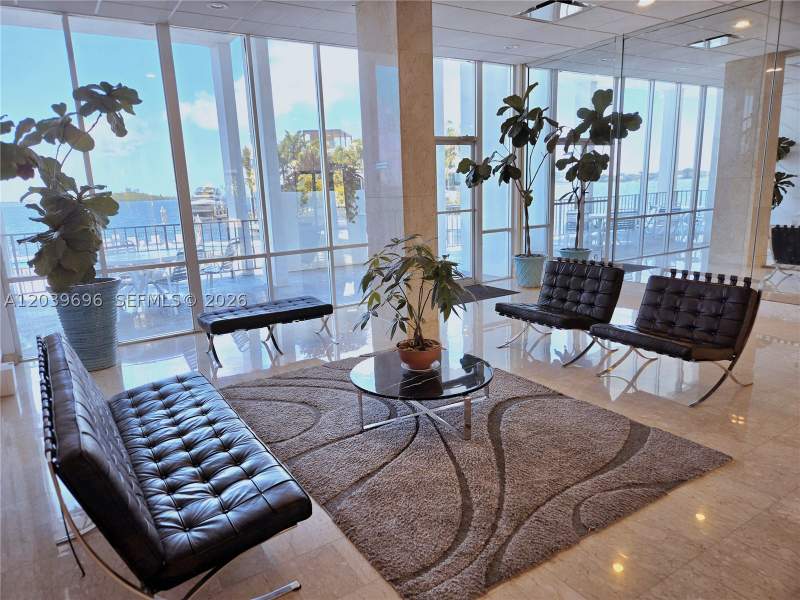 1 bedroom Condominium at 11930 N Bayshore Dr 910, Majorca Towers Condo, North Miami — photo 3