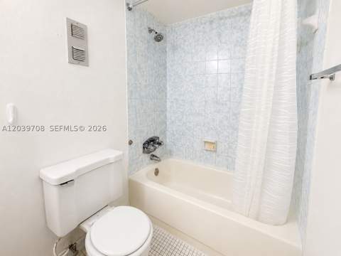 16851 NE 23rd Ave A308, North Miami Beach FL - photo 12 of 21