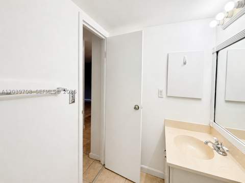 16851 NE 23rd Ave A308, North Miami Beach FL - photo 13 of 21