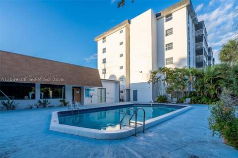 16851 NE 23rd Ave A308, North Miami Beach FL - photo 21 of 21