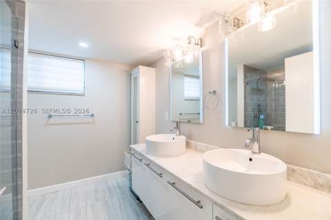 601 Ives Dairy Rd 101-8, Miami FL - photo 18 of 47