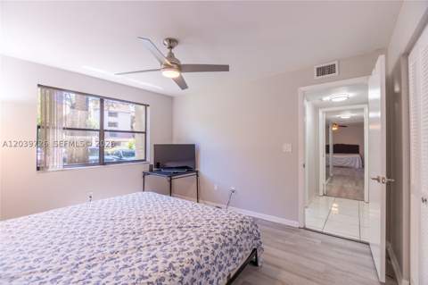 601 Ives Dairy Rd 101-8, Miami FL - photo 24 of 47