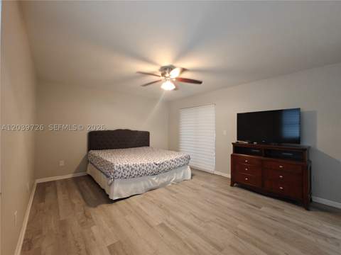 601 Ives Dairy Rd 101-8, Miami FL - photo 7 of 47