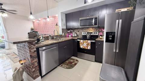 5077 NW 7th Street 914, Miami FL - photo 17 of 46