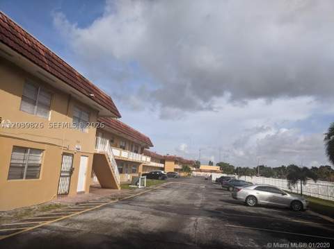505 NW 177th St 103, Miami Gardens FL - photo 23 of 31
