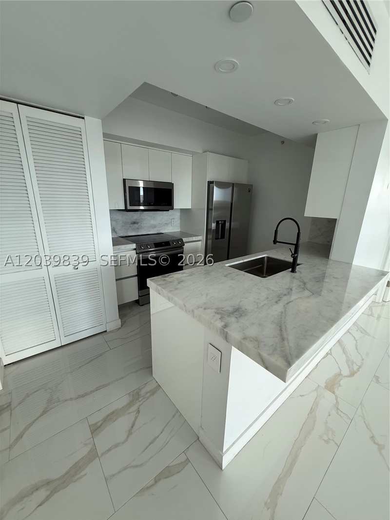 2 bedroom Condominium at 7350 SW 89th St 1602S, Toscano Condo, Miami — photo 1