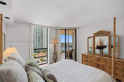 20191 E Country Club Dr 803, Aventura FL - photo 9 of 92