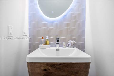 2771 NE 164th St 12, North Miami Beach FL - photo 19 of 50