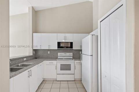 1692 SE 29th Ct 205, Homestead FL - photo 10 of 25