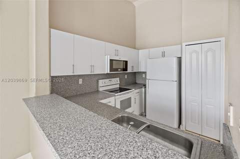 1692 SE 29th Ct 205, Homestead FL - photo 14 of 25