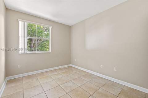 1692 SE 29th Ct 205, Homestead FL - photo 18 of 25