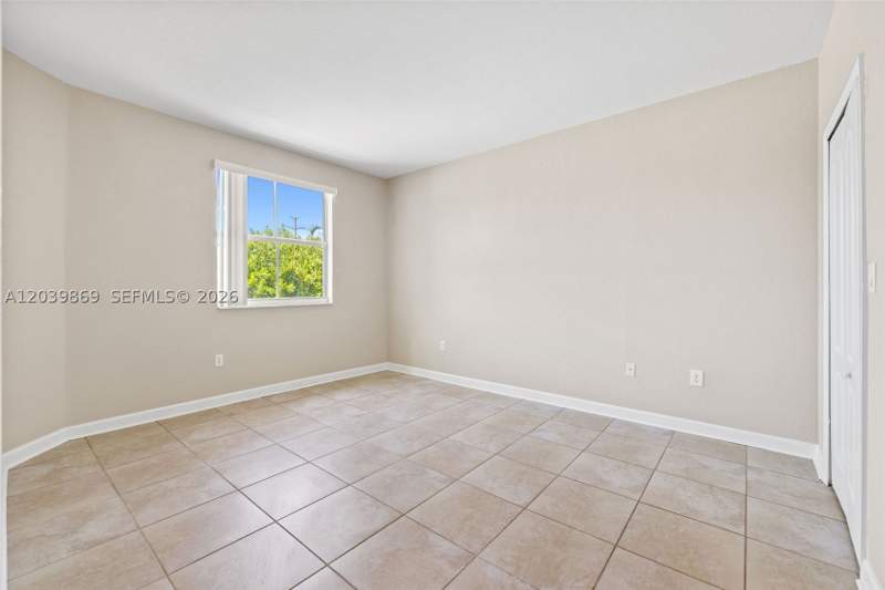 3 bedroom Condominium at 1692 SE 29th Ct 205, Shoma Condo At Keyscove C, Homestead — photo 4