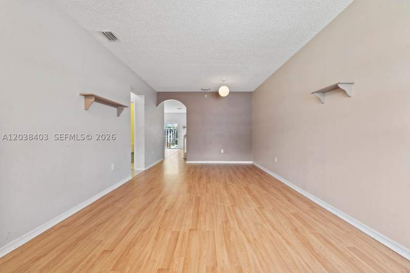 4 bedroom Townhouse at 2222 SE 24th Pl 2222, Towngate Condo Five, Homestead — photo 3