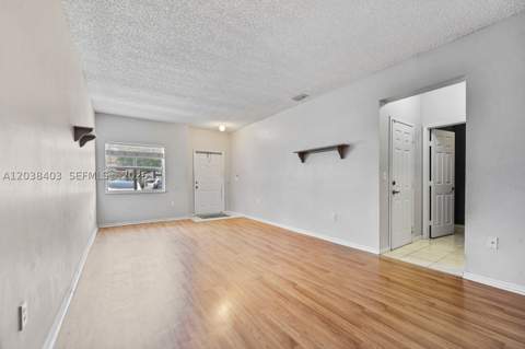2222 SE 24th Pl 2222, Homestead FL - photo 6 of 41