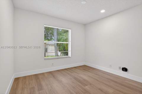 116 W Bayridge Dr, Weston FL - photo 19 of 41