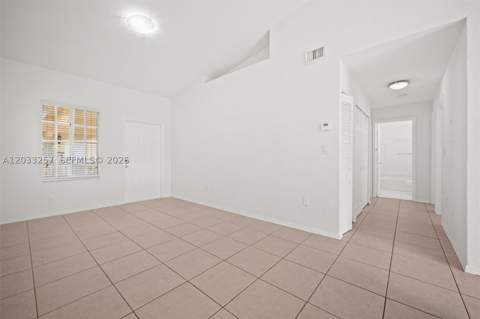 6900 NW 179th St 204-1, Hialeah FL - photo 10 of 20
