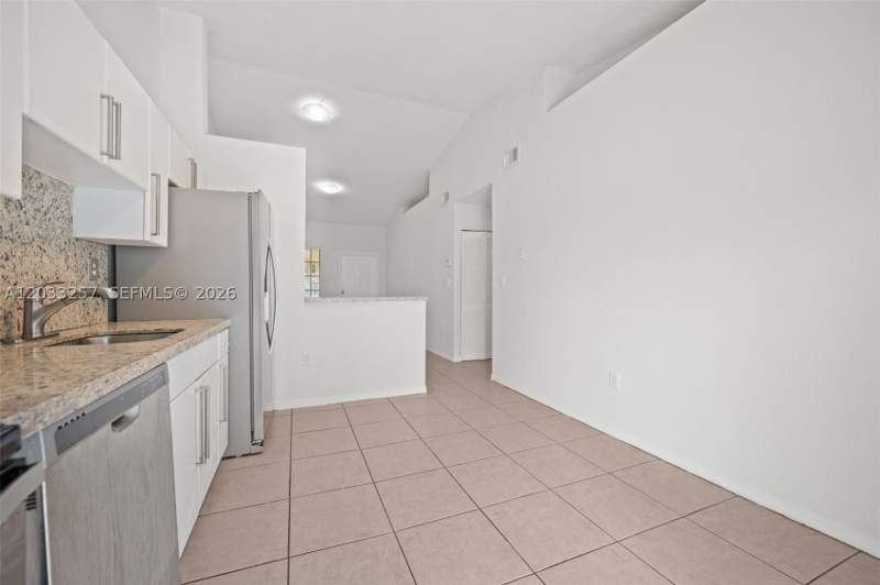 3 bedroom Condominium at 6900 NW 179th St 204-1, San Marco Villas Condo, Hialeah — photo 5