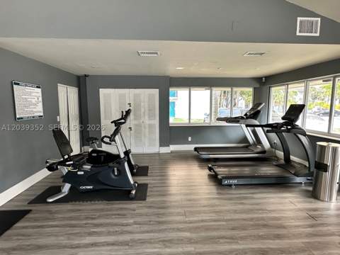 7200 NW 179th St 311, Hialeah FL - photo 19 of 22