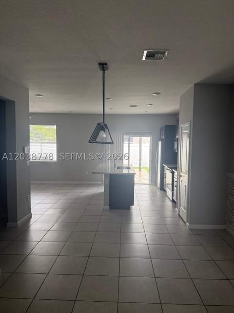 834 SE 16th Ct, Homestead FL - photo 11 of 39