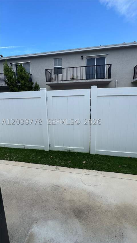 834 SE 16th Ct, Homestead FL - photo 17 of 39