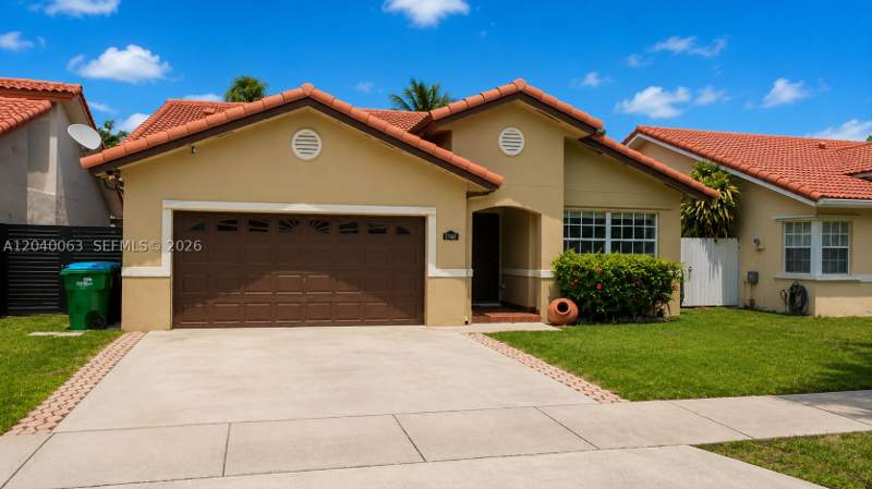 4 bedroom SingleFamilyResidence at 7743 SW 157th Pl, Adrian Homes At Lago Mar, Miami — photo 2