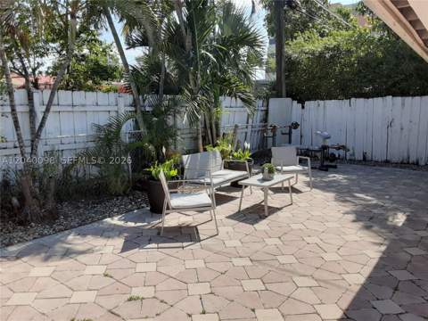 4074 NW 4th St, Miami FL - photo 12 of 14