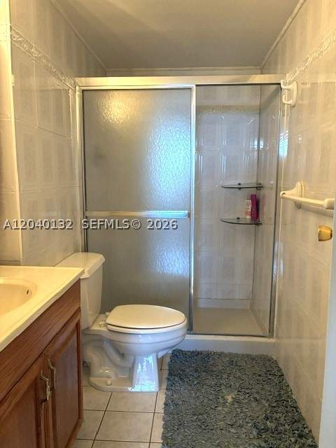 2500 NE 135th St C611, North Miami FL - photo 19 of 46