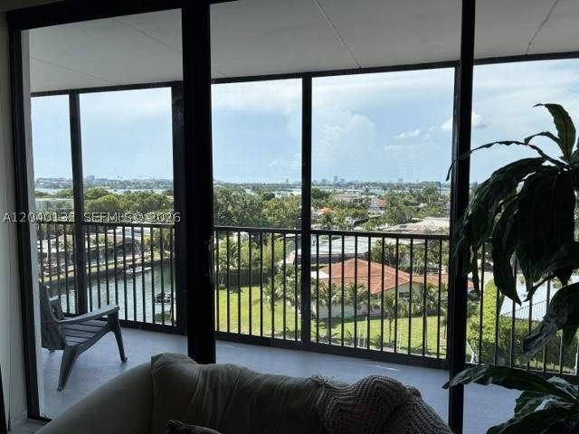 2 bedroom Condominium at 2500 NE 135th St C611, Dorset House Condo, North Miami — photo 4