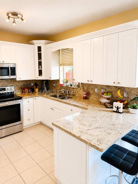 12488 SW 122nd St, Miami FL - photo 13 of 24
