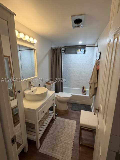 2980 Point East Dr D101, Aventura FL - photo 15 of 20