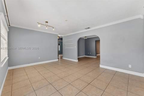 920 NW 35th Ave, Miami FL - photo 12 of 40