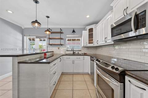 920 NW 35th Ave, Miami FL - photo 24 of 40