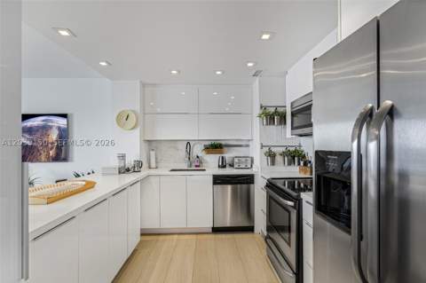11111 Biscayne Blvd 8C, Miami FL - photo 8 of 36