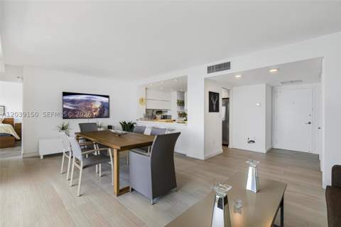11111 Biscayne Blvd 8C, Miami FL - photo 9 of 36