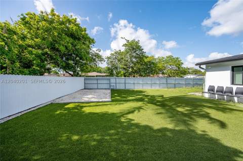 20001 NW 14th Ave, Miami Gardens FL - photo 9 of 26