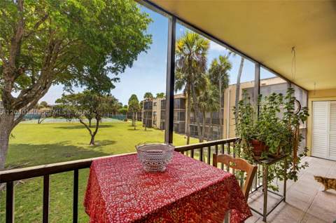 8415 SW 107th Ave 240W, Miami FL - photo 22 of 30