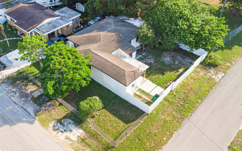4 bedroom SingleFamilyResidence at 7190 NW 21st Ave, Para Villa Heights, Miami — photo 2