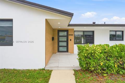 7200 W 12th Ave, Hialeah FL - photo 15 of 49