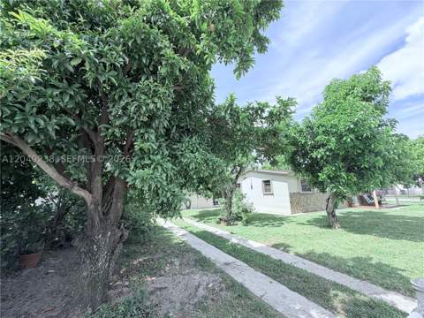 3397 W 14th Ct, Hialeah FL - photo 16 of 20