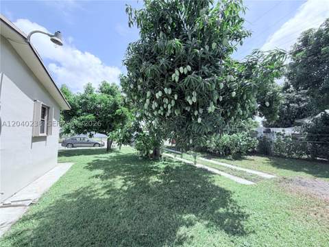 3397 W 14th Ct, Hialeah FL - photo 18 of 20